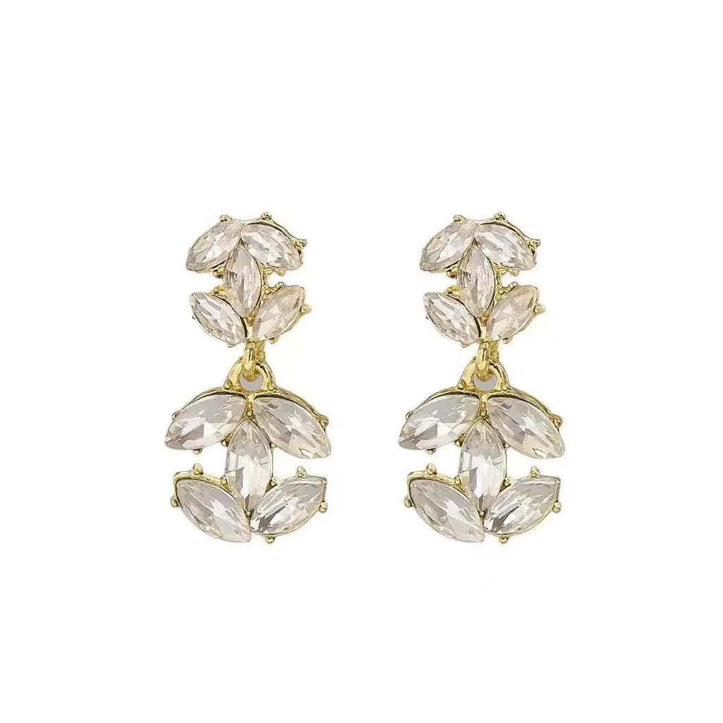 French style small fragrance zircon letter earrings, super sparkling crystal letter earrings, light luxury and high-end personal
